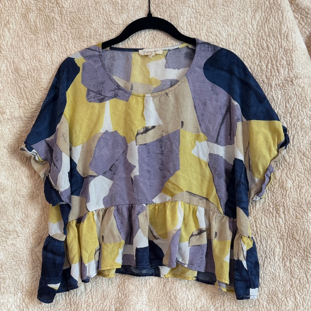 Abstract Colorblock Ruffle-Hem Blouse in Yellow, Navy & Gray